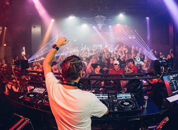 PLATFORM