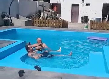 uruguay/cerro-arequita/nightclub/bar-la-cueva