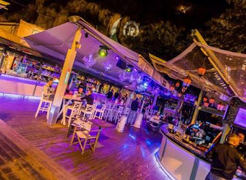 hungary/bukk-national-park/nightclub/romkert