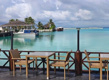 maldives/male-atoll/nightclub/ocean-villa-reception