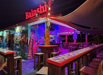 aruba/eagle-beach/nightclub/coco-loco-beach-bar
