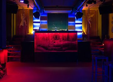 Temple club