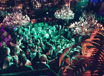 norway/oslo/frogner/nightclub/louise-nattklubb