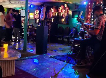 Easy Street Lounge