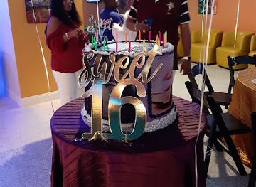 the-bahamas/nassau/downtown-nassau/nightclub/seven-at-the-pointe