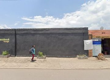 rwanda/karisimbi-volcano/nightclub/facebook-bar-musanze