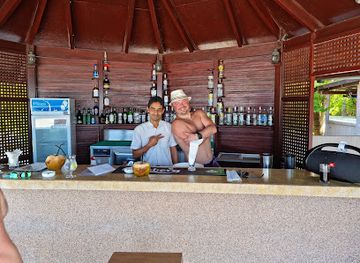 maldives/guraidhoo-island/nightclub/beach-bar