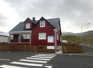 iceland/grundarfjorour-area/nightclub/grundarfjorour-gistiheimili-og-ibuoir