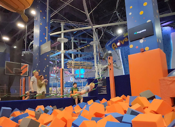 kuwait/al-kout-mall/nightclub/sky-zone-al-kout