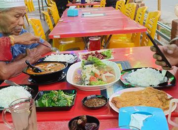 malaysia/kuala-terengganu/nightclub/uncle-crazy-cafe