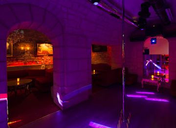 france/ile-de-france/nightclub/taken-club