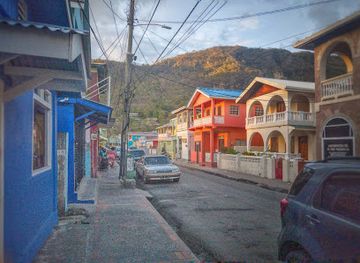 saint-lucia/soufriere-quarter/nightclub/genesis-entertainment-bar-and-grill