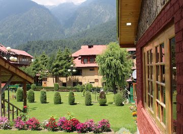 india/pahalgam/nightclub/volga-hotel-restaurant