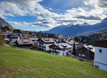 italy/cortina-d-ampezzo/nightclub/hierbas-cortina