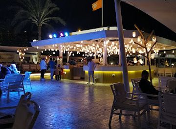 Club Soda Bar