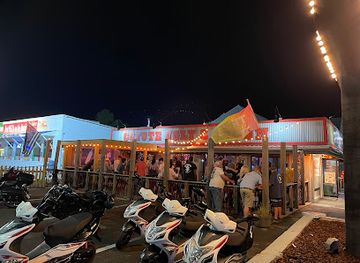 florida/panama-city-beach/nightclub/coyote-ugly-saloon