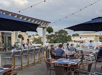 connecticut/mystic-seaport/nightclub/mix-restaurant-rooftop-bar