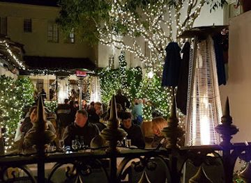 california/carmel-by-the-sea/nightclub/terry-s-lounge