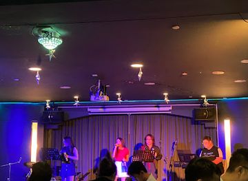 8 Degree Lounge - Orchid Country Club