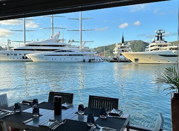 antigua-and-barbuda/shirley-heights-lookout/nightclub/maia-restaurant-lounge-sushi-bar