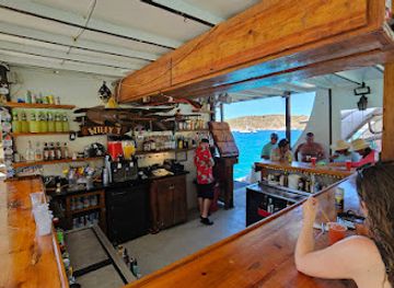 british-virgin-islands/norman-island-caves/nightclub/willy-t