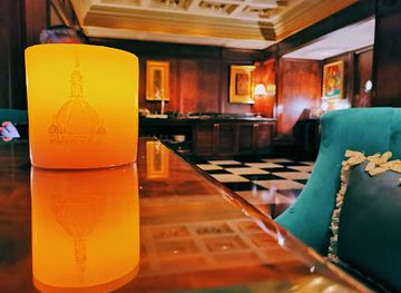 india/mumbai/colaba/nightclub/palace-lounge