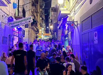 italy/naples/spaccanapoli/nightclub/cammarota-spritz