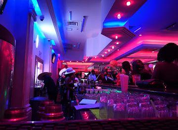 uganda/murchison-falls-national-park/nightclub/guvnor