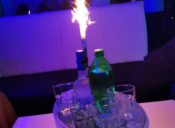 Famous Club Discotheek