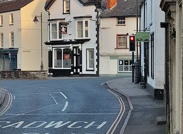 united-kingdom/brecon-beacons-national-park/attraction/brecon-working-mens-club