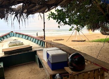 sri-lanka/mirissa/nightclub/ark-beach-bar-weligama