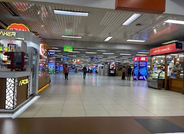 bangladesh/dhaka/uttara/nightclub/rupshi-bangla-nirbahi-laounge