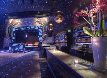 Plaza Club
