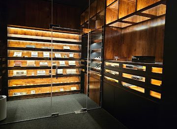 myanmar-burma/yangon/sanchaung/nightclub/eden-social-club