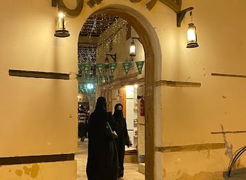 saudi-arabia/yanbu/nightclub/night-market