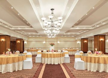 zambia/lusaka/rhodes-park/nightclub/marula-bar