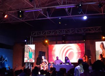 Warehouse - Sigui Sabura