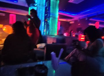 mali/bamako/aci-2000/nightclub/baramundi