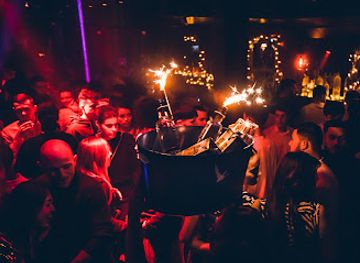 france/normandy-beaches/nightclub/the-point-bar