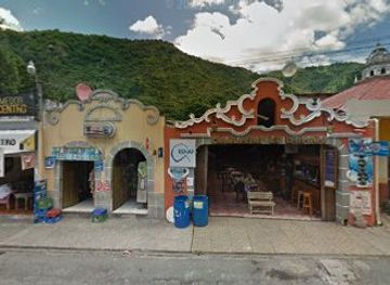 guatemala/panajachel/nightclub/dj-fenix-mixes-y-remixes