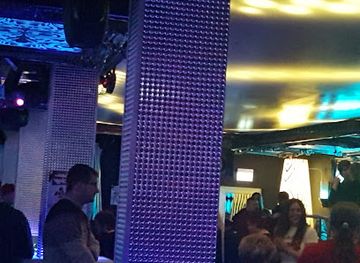 united-kingdom/pembrokeshire-coast-national-park/nightclub/eddie-rocks