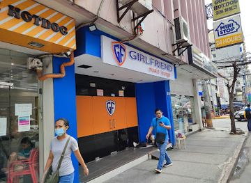 philippines/manila/ermita/nightclub/girlfriend-lounge