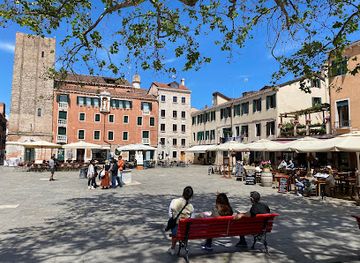 italy/venice/dorsoduro/nightclub/orange