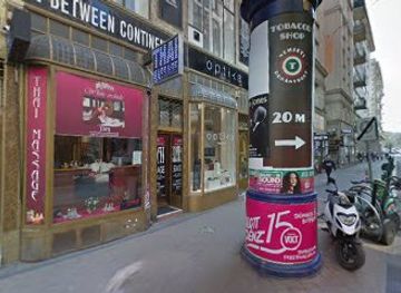 hungary/budapest/inner-city/nightclub/honey-bar