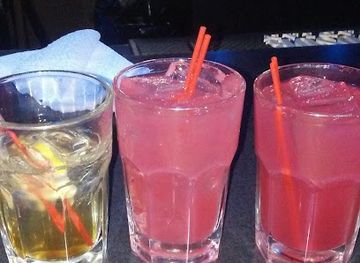 ohio/wayne-national-forest/nightclub/puckers