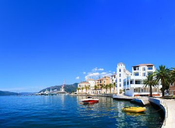 montenegro/bay-of-kotor/nightclub/the-clubhouse