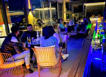 ROOFTOP - Lounge Bar