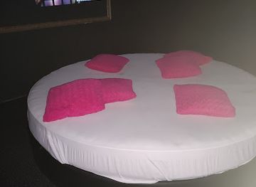 belgium/entre-sambre-et-meuse/nightclub/le-glam