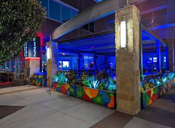 texas/plano/nightclub/fizz