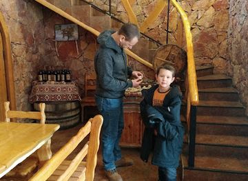 armenia/vayots-dzor-region/nightclub/arpeni-tavern